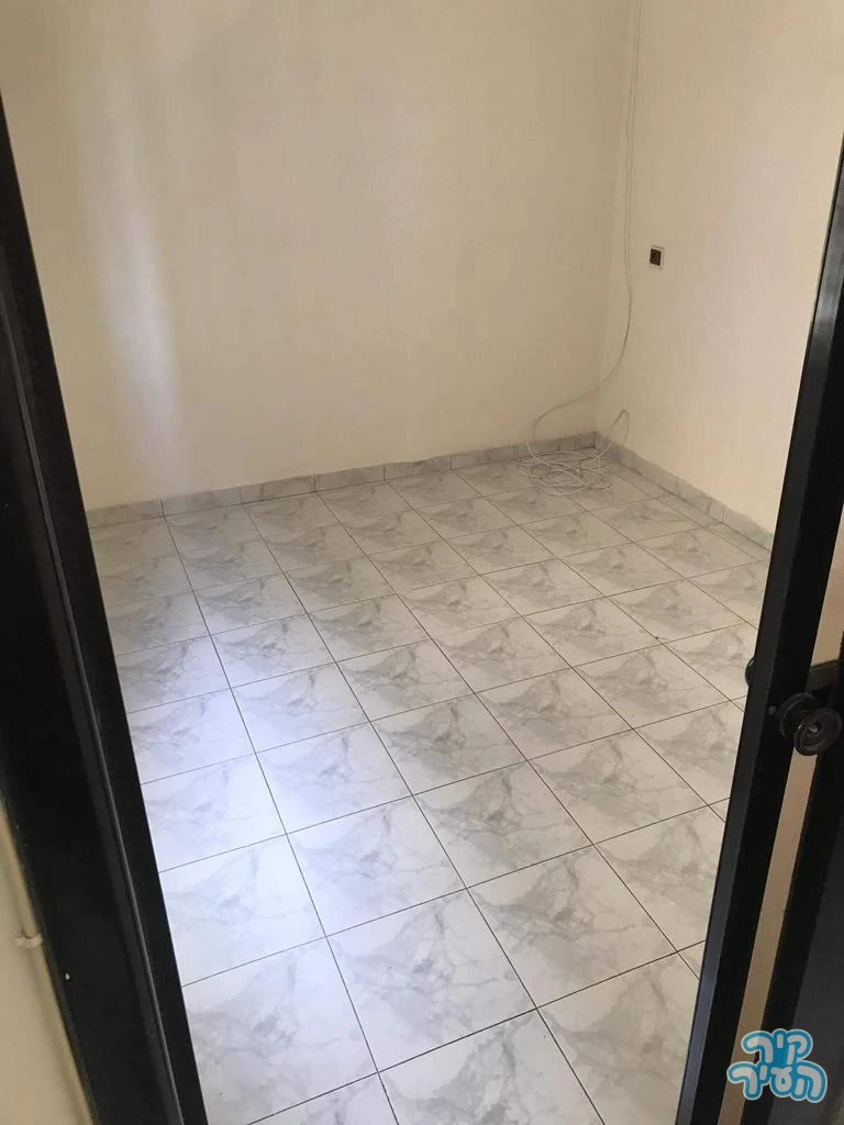 רוטשילד 10 בת ים דירת 3 חדרים גדולה קומת קרקע חתומה פינוי בינוי לאחת החברות המובילות בשוק "בוני התיכון" - תמונה 10