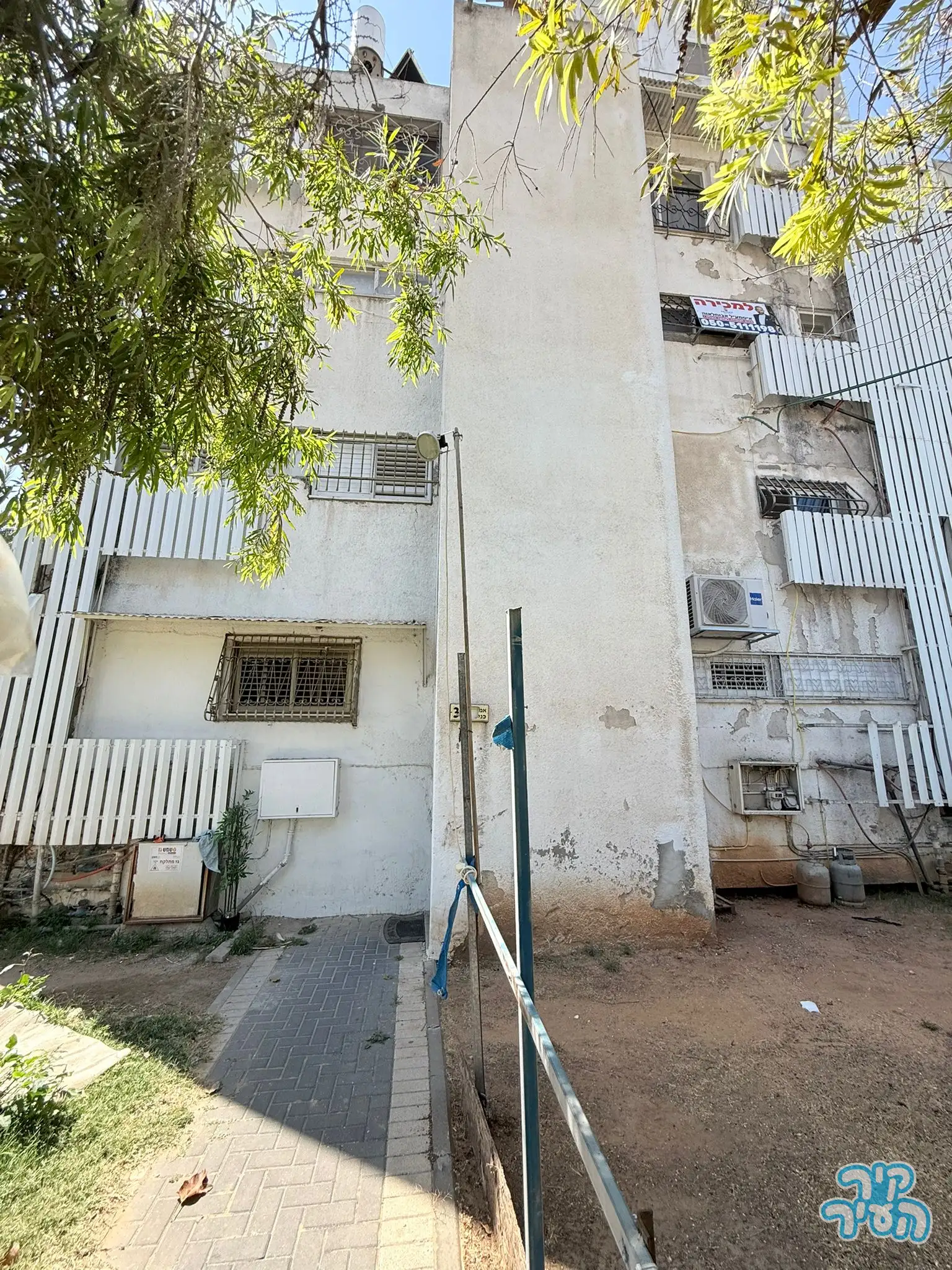 למכירה דירת 2 חד' משופצת ושמורה - תמונה 7