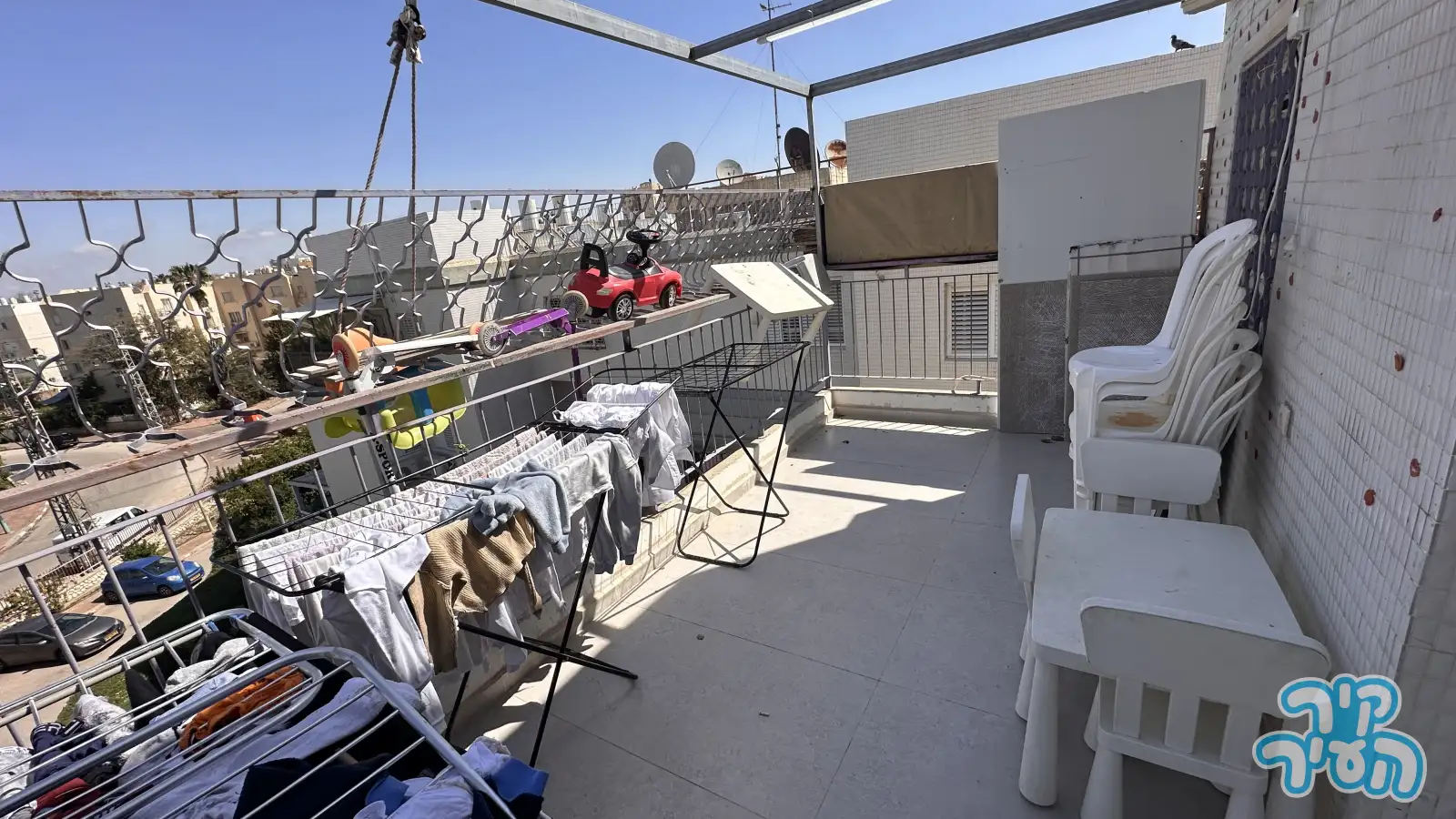 למכירה דירת 3.5 חדרים משופצת מהיסוד עם 2 מרפסות שמש! - תמונה 9