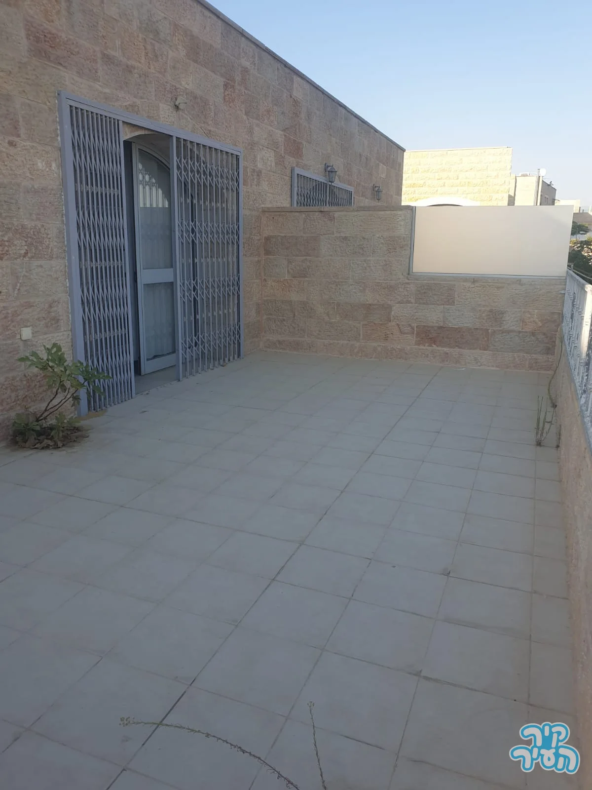 דופלקס יוקרתי בהולילנד, ברח' גדעון האוזנר המבוקש. - תמונה 6