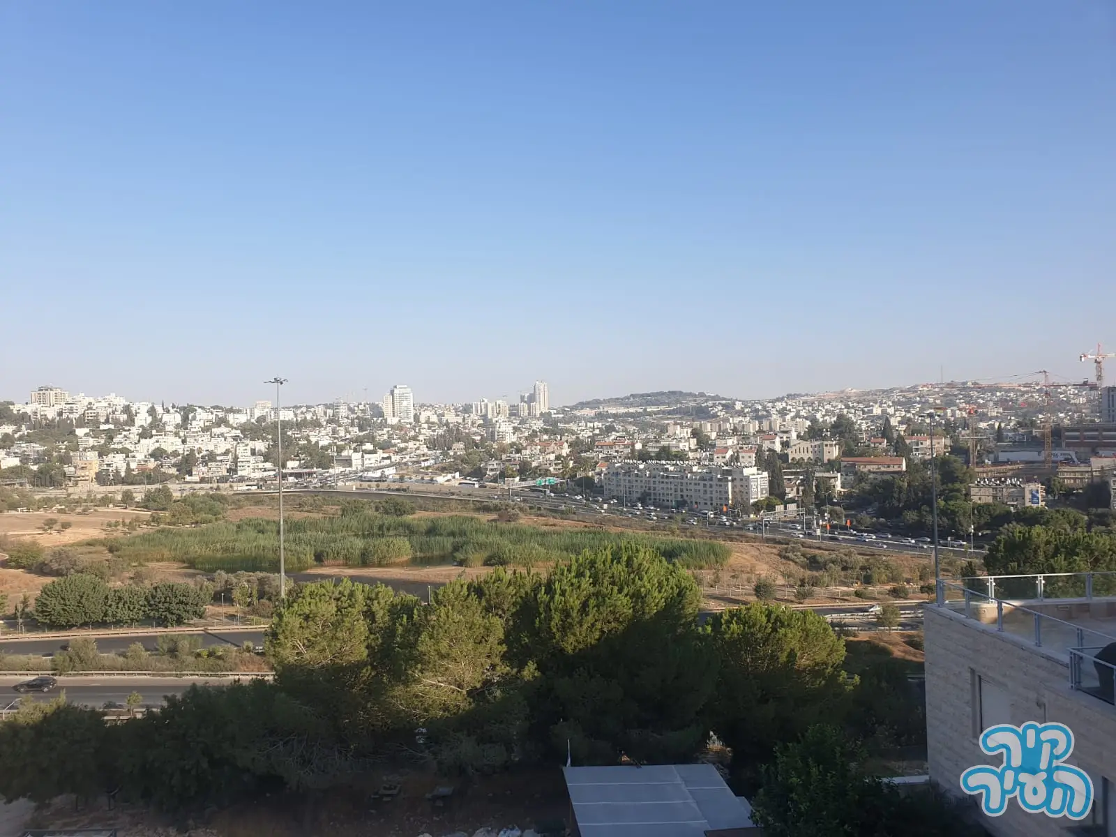 דופלקס יוקרתי בהולילנד, ברח' גדעון האוזנר המבוקש. - תמונה 9