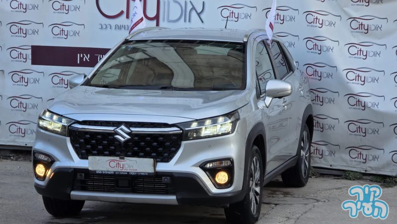 סוזוקי S-CROSS 2022