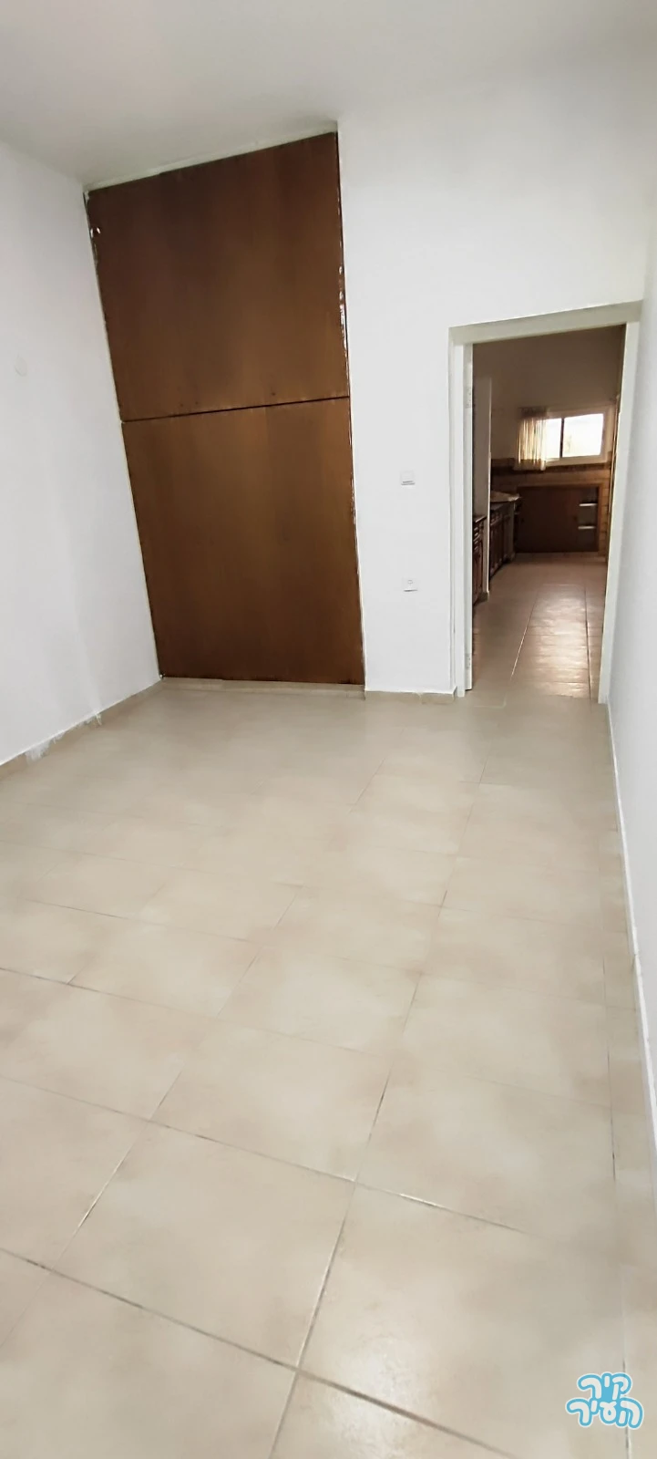 להשכרה מפרטי דירת 4.5 חדרים עם קשתות כניסה מיידית לשנים רבות - תמונה 5