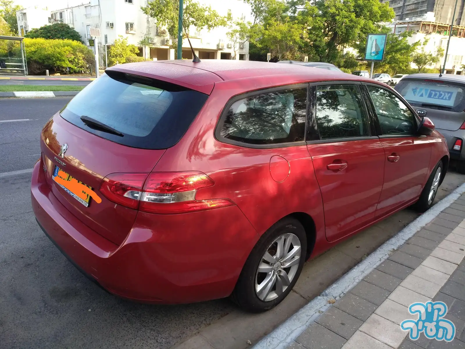 פיג'ו 308 SW 2015 - תמונה 4