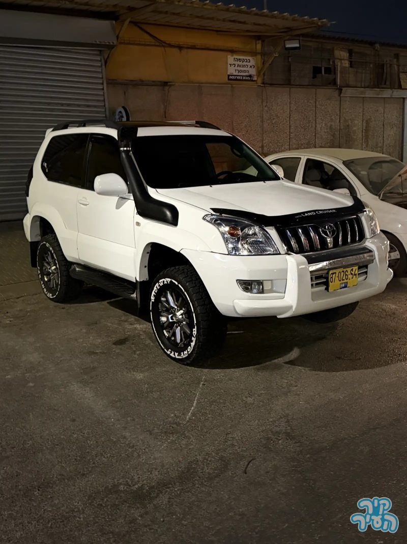 טויוטה LAND CRUISER 2008