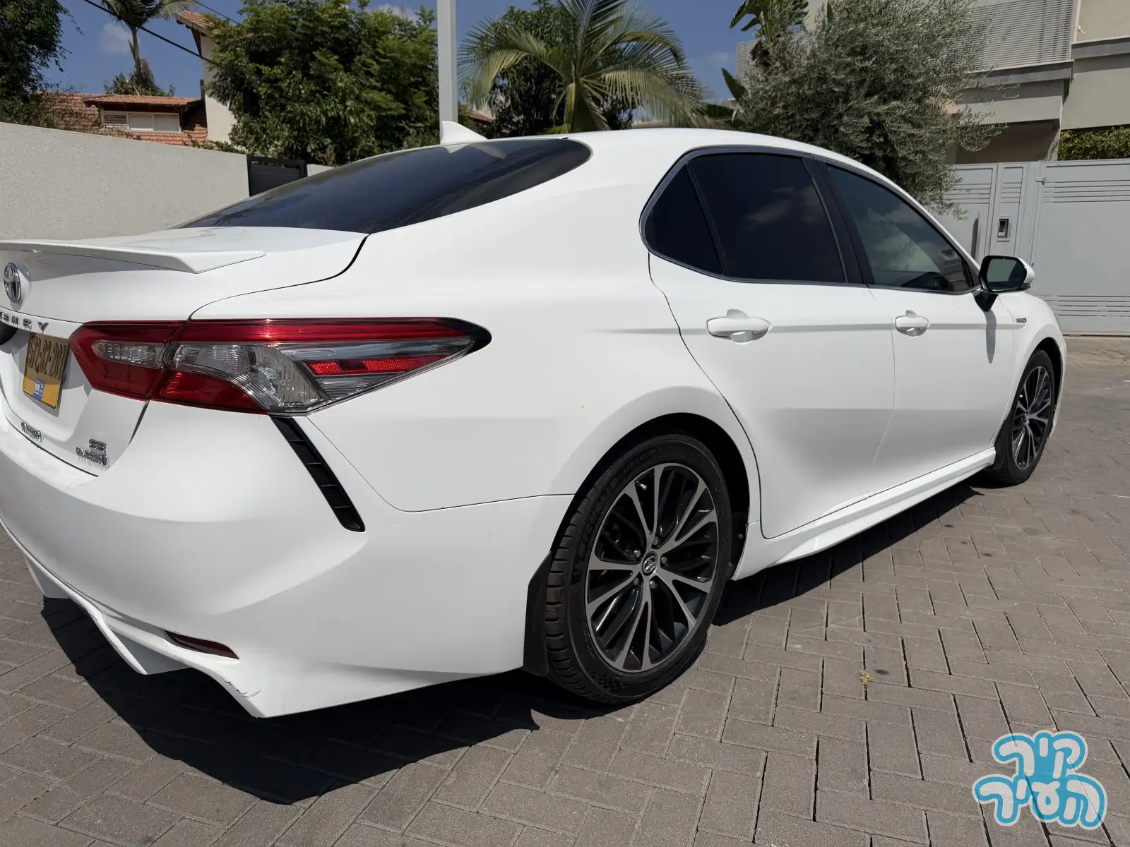 טויוטה CAMRY HYBRID 2018 - תמונה 4
