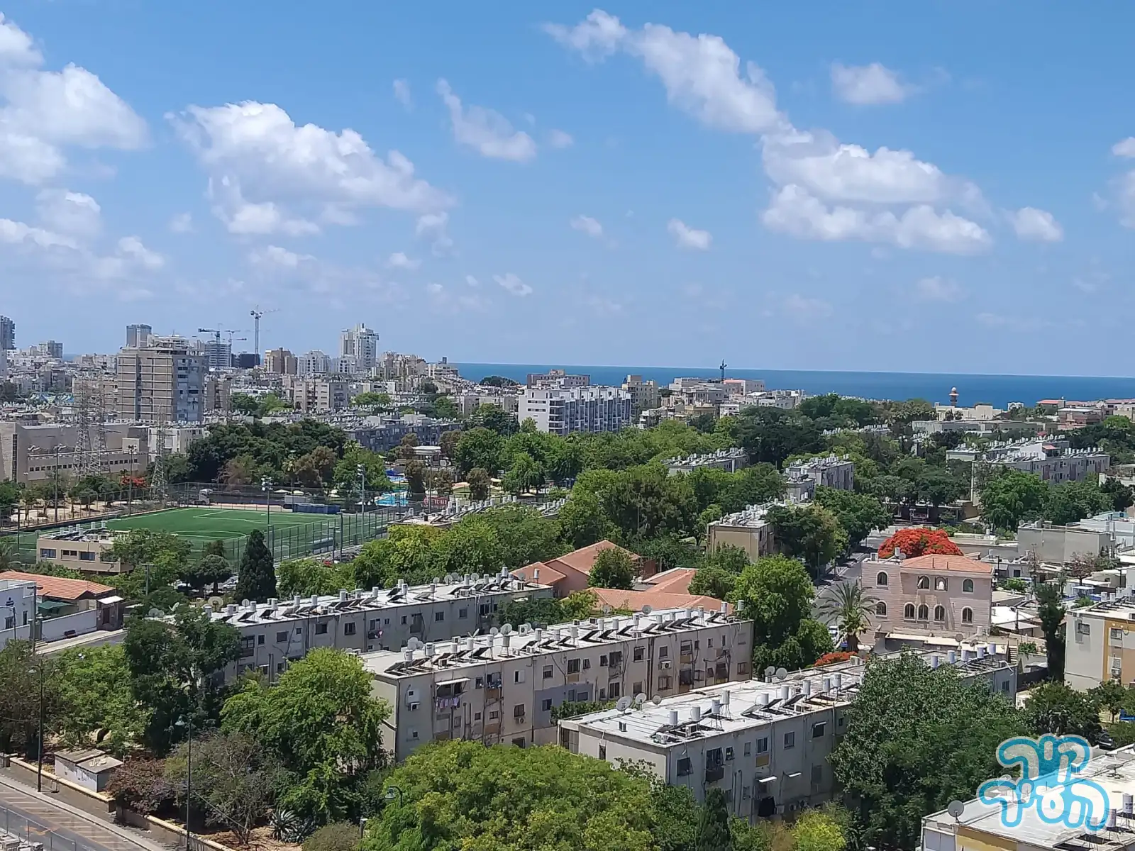 בנין יחודי ביפו א שכונת דקר ,גבוה עם 12 קומות מגורים נוף פתוח לים, 2 מעליות ורכבת קלה - תמונה 3
