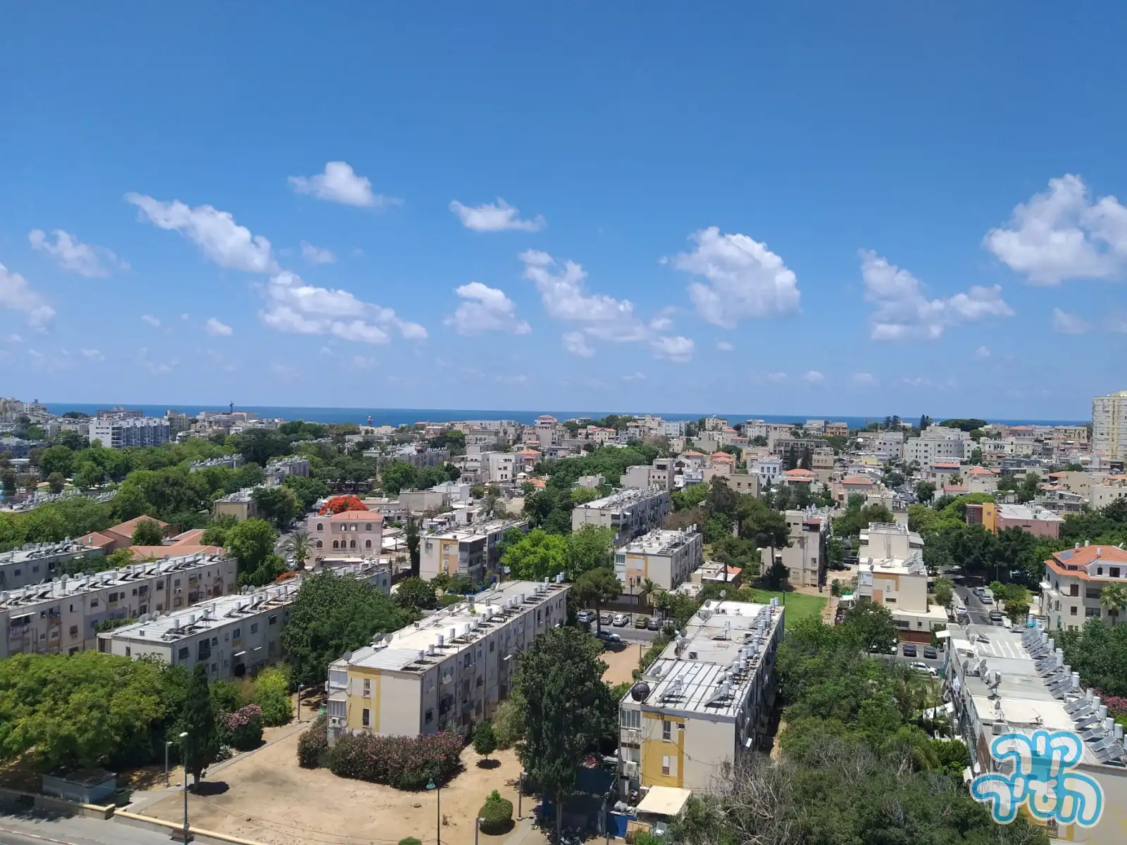 בנין יחודי ביפו א שכונת דקר ,גבוה עם 12 קומות מגורים נוף פתוח לים, 2 מעליות ורכבת קלה - תמונה 4