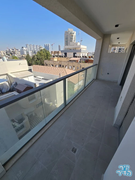 הרצל 35 בת ים דירת 3 חדרים להשכרה - תמונה 8