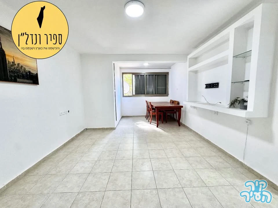 למכירה במתחם פינוי-בינוי דירת 3 חדרים - תמונה 2