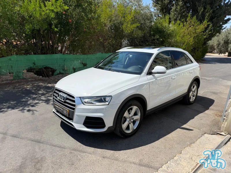אאודי Q3 2016