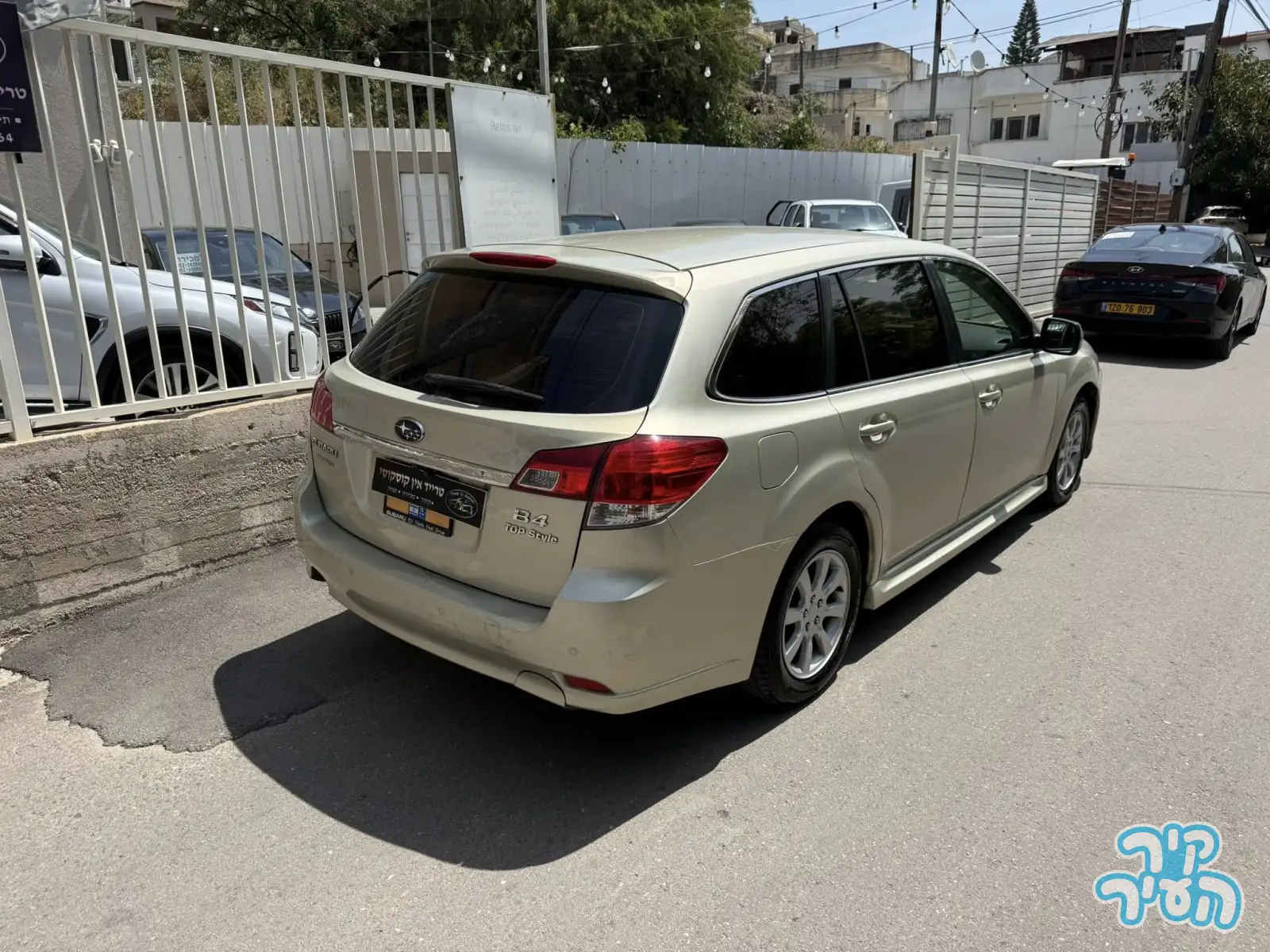 סובארו B4 2010 - תמונה 3