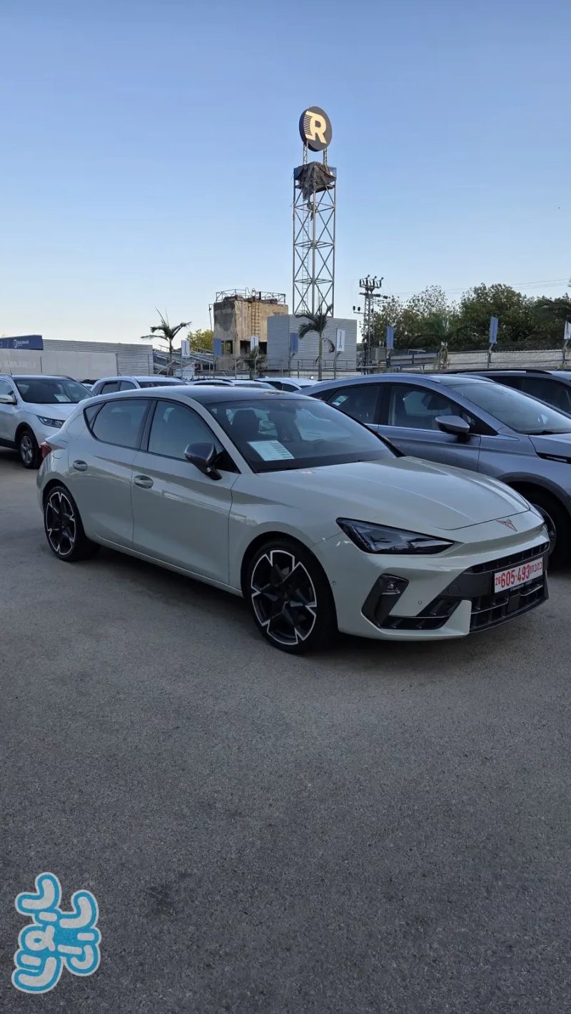 קופרה CUPRA LEON 2025