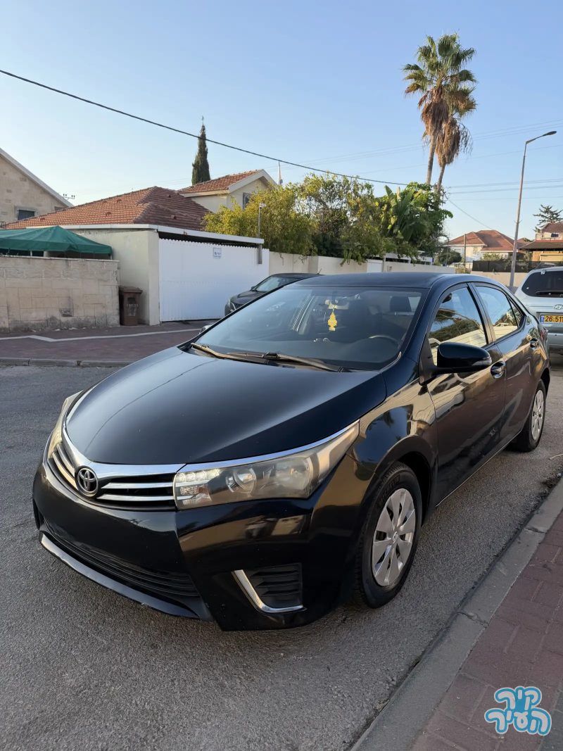 טויוטה COROLLA 2015
