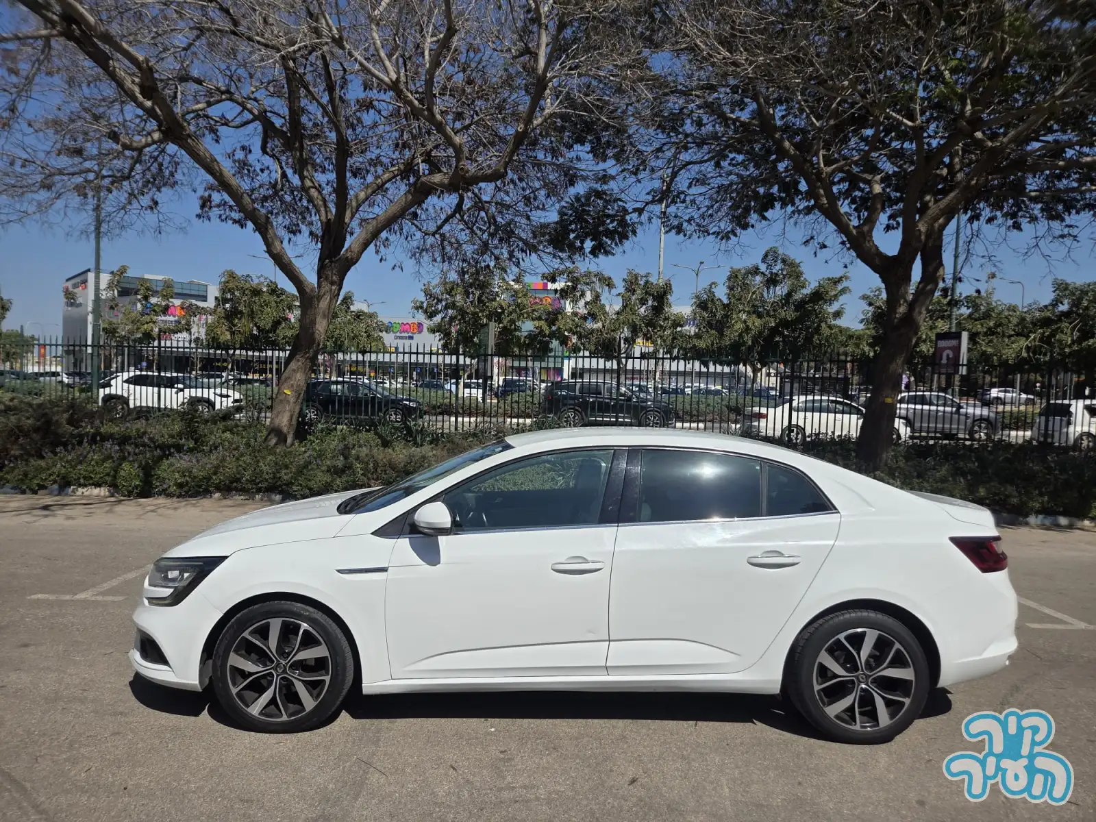 רנו MEGANE 2021 - תמונה 4