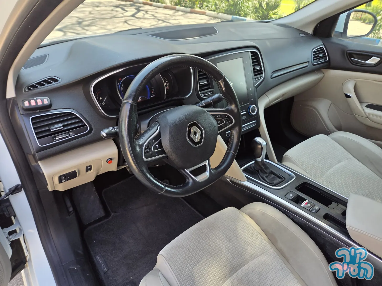 רנו MEGANE 2021 - תמונה 8