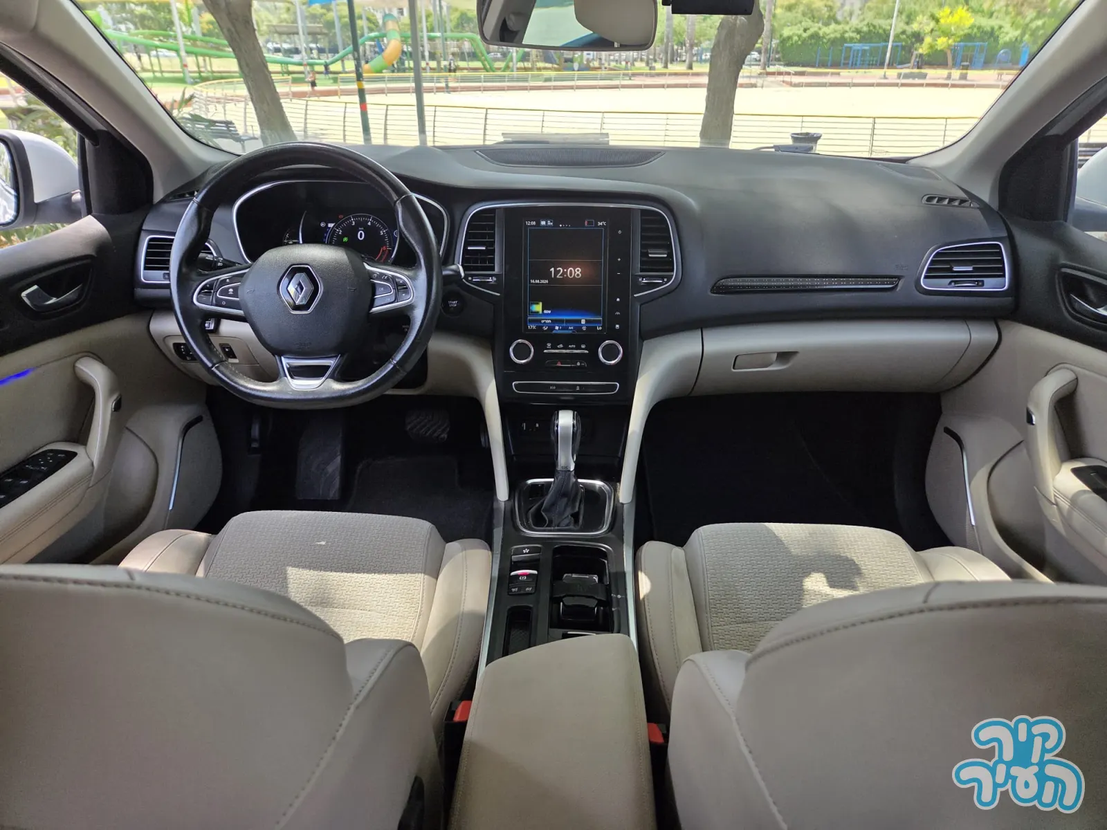 רנו MEGANE 2019 - תמונה 8