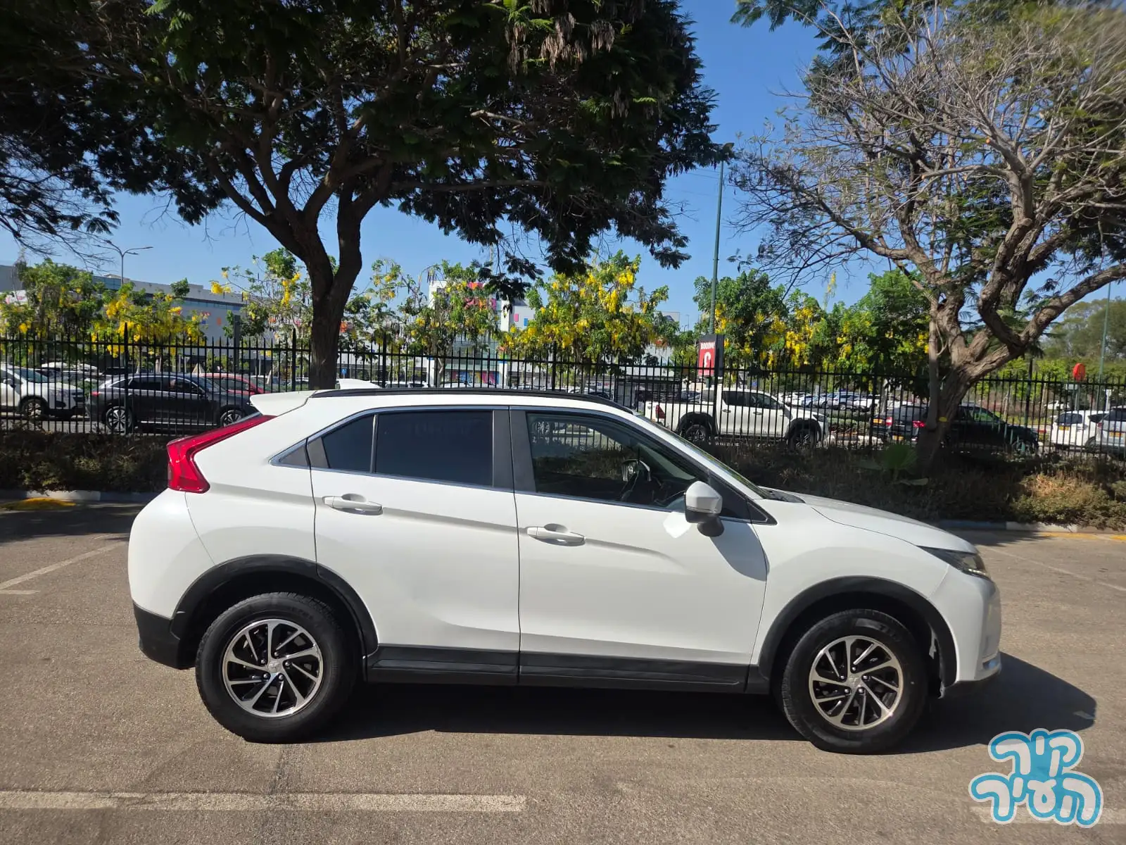 מיצובישי ECLIPSE CROSS 2019 - תמונה 5